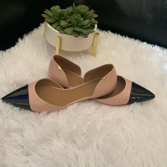 Tory Burch Shoes - ••(SOLD)••Tory Burch Flats